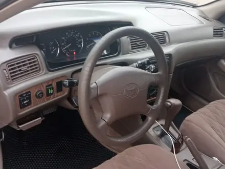 Toyota Camry 2001 года за 2 700 000 тг. в Астана – фото 5