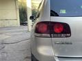 Volkswagen Touareg 2007 года за 8 000 000 тг. в Алматы – фото 19