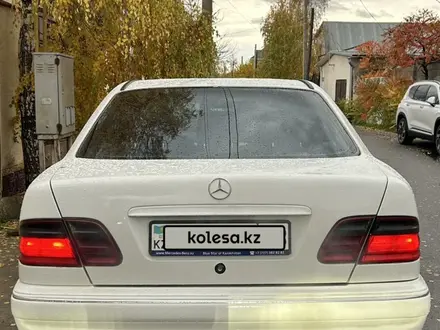 Mercedes-Benz E 55 AMG 2000 года за 13 000 000 тг. в Алматы – фото 3