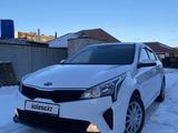 Kia Rio 2021 годаfor8 500 000 тг. в Атырау