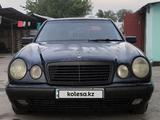 Mercedes-Benz E 230 1996 года за 1 150 000 тг. в Алматы