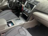Toyota Camry 2007 года за 5 100 000 тг. в Актобе – фото 4