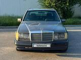 Mercedes-Benz E 230 1991 года за 900 000 тг. в Алматы