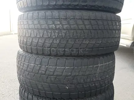 BRIDGESTONE BLIZZAK за 30 000 тг. в Алматы