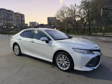 Toyota Camry 2018 года за 11 500 000 тг. в Костанай – фото 3