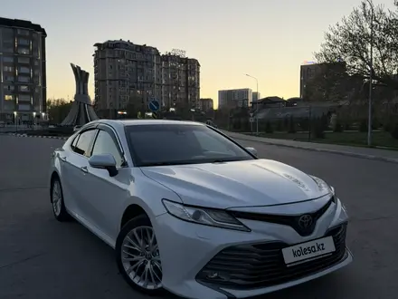 Toyota Camry 2018 года за 11 500 000 тг. в Костанай