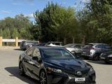 Toyota Camry 2018 годаүшін10 000 000 тг. в Актобе – фото 3