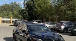 Toyota Camry 2018 годаүшін10 000 000 тг. в Актобе – фото 3
