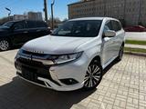 Mitsubishi Outlander 2022 годаүшін11 299 999 тг. в Астана