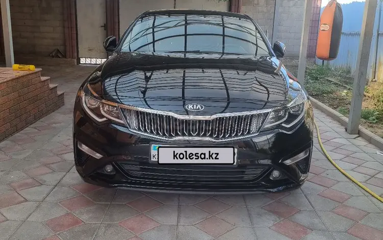 Kia K5 2019 года за 8 800 000 тг. в Алматы