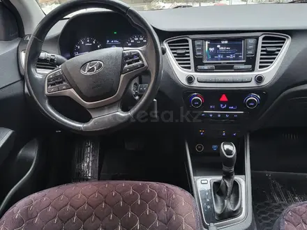 Hyundai Accent 2019 года за 6 100 000 тг. в Алматы – фото 12