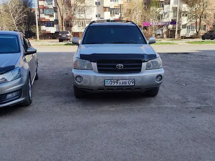 Toyota Highlander 2003 года за 6 500 000 тг. в Караганда – фото 3