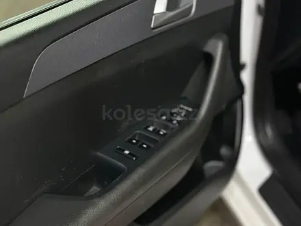 Hyundai Sonata 2016 года за 5 500 000 тг. в Шымкент – фото 8