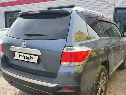 Toyota Highlander 2010 года за 11 600 000 тг. в Павлодар