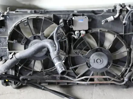 Вентилятор радиатора с диффузорам (охлаждения) двойной на Toyota Estima за 50 000 тг. в Алматы