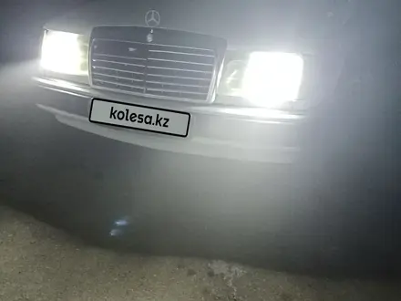 Mercedes-Benz E 200 1990 года за 1 400 000 тг. в Талдыкорган