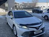 Toyota Camry 2018 года за 13 300 000 тг. в Жетысай