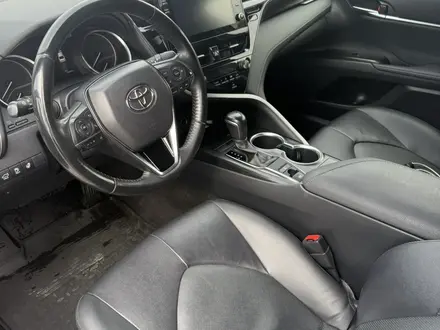 Toyota Camry 2023 года за 16 000 000 тг. в Алматы – фото 16