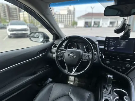 Toyota Camry 2023 года за 16 000 000 тг. в Алматы – фото 18