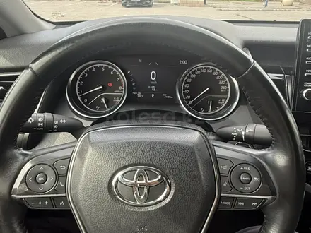 Toyota Camry 2023 года за 16 000 000 тг. в Алматы – фото 23