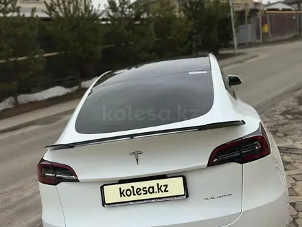 Tesla Model Y 2023 года за 21 000 000 тг. в Алматы – фото 4