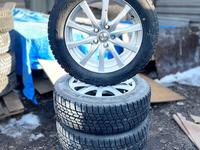 Диски вместе с Зимней резиной 215/60R17 за 1 000 тг. в Алматы