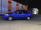Chevrolet Aveo 2012 годаfor3 300 000 тг. в Атырау – фото 2