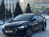 Hyundai Elantra 2018 годаfor8 200 000 тг. в Алматы – фото 2