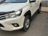 Toyota Hilux 2018 года за 18 000 000 тг. в Алматы – фото 2