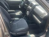 Honda CR-V 2003 года за 3 100 000 тг. в Алматы – фото 5