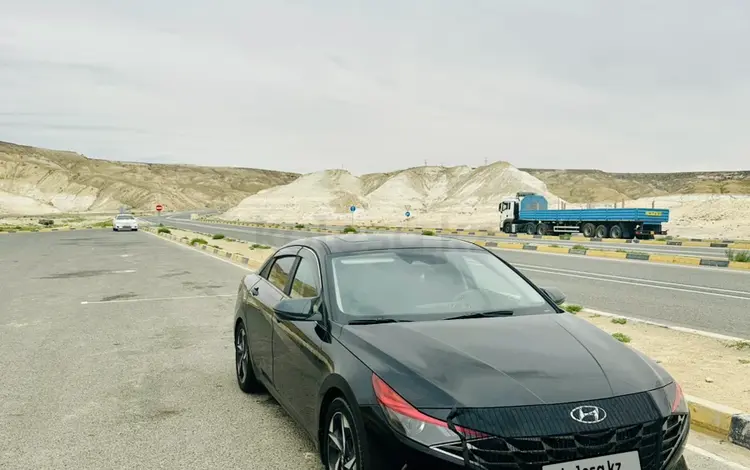 Hyundai Elantra 2021 годаfor8 600 000 тг. в Атырау