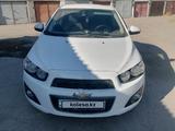 Chevrolet Aveo 2014 годаүшін4 100 000 тг. в Семей – фото 2