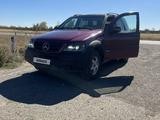 Mercedes-Benz ML 320 1997 годаүшін3 600 000 тг. в Уральск – фото 5