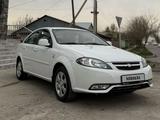 Chevrolet Lacetti 2023 годаүшін6 500 000 тг. в Шымкент – фото 2