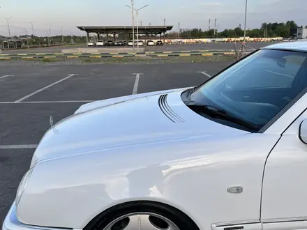 Mercedes-Benz E 320 1997 года за 4 000 000 тг. в Шымкент – фото 11