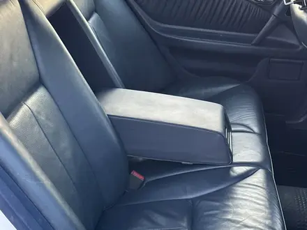 Mercedes-Benz E 320 1997 года за 4 000 000 тг. в Шымкент – фото 20