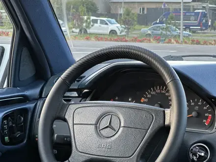 Mercedes-Benz E 320 1997 года за 4 000 000 тг. в Шымкент – фото 27