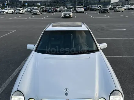 Mercedes-Benz E 320 1997 года за 4 000 000 тг. в Шымкент – фото 28