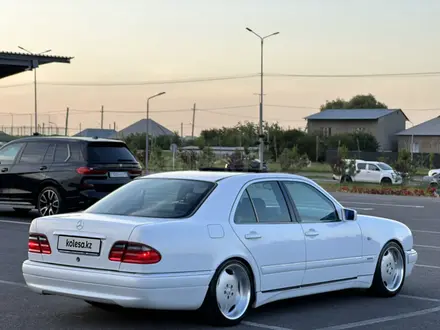 Mercedes-Benz E 320 1997 года за 4 000 000 тг. в Шымкент – фото 7