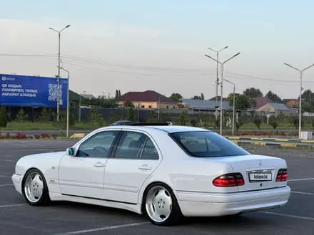 Mercedes-Benz E 320 1997 года за 4 000 000 тг. в Шымкент – фото 5