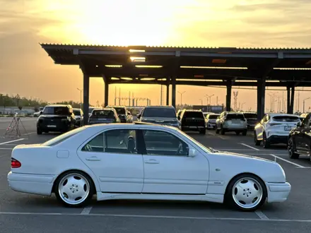 Mercedes-Benz E 320 1997 года за 4 000 000 тг. в Шымкент – фото 8