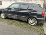 Volkswagen Golf 1996 года за 1 300 000 тг. в Семей – фото 5