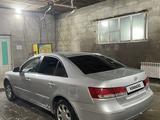 Hyundai Sonata 2006 года за 2 500 000 тг. в Астана – фото 2