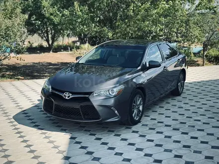 Toyota Camry 2017 года за 6 999 990 тг. в Актобе – фото 9