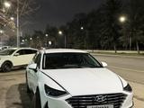 Hyundai Sonata 2023 годаүшін12 000 000 тг. в Алматы – фото 2