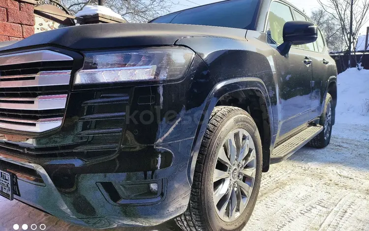 Toyota Land Cruiser 2022 года за 58 000 000 тг. в Алматы