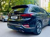 Hyundai Santa Fe 2019 годаүшін15 500 000 тг. в Алматы – фото 3