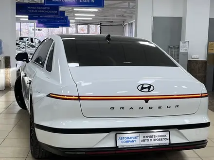 Hyundai Grandeur 2022 года за 23 500 000 тг. в Актау – фото 10