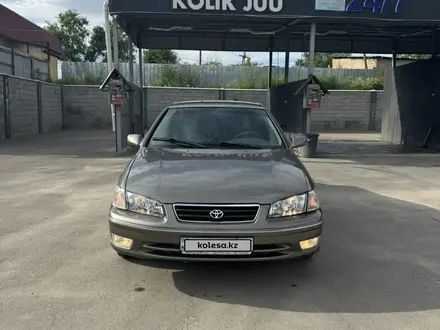 Toyota Camry 2000 года за 3 800 000 тг. в Алматы – фото 6