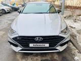 Hyundai Sonata 2023 года за 19 500 000 тг. в Алматы – фото 3